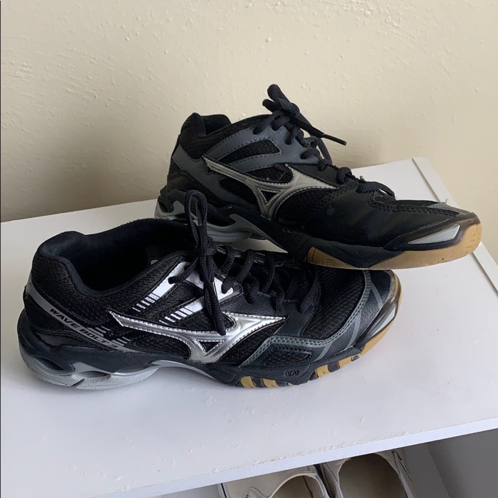 Mizuno Wave Bolt 3 Volleyball Shoes